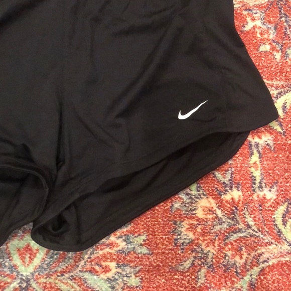 NIKE DRI FIT SHORTS - Picture 2 of 4